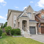 72 Bathgate Crescent Courtice Home for sale Front
