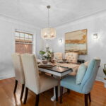 284 Elizabeth St. Oshawa Home for Sale dining room