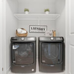 23 Assunta Lane Bowmanville Laundry