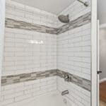 2486 Prestonvale Rd. Courtice Home For Sale Bathroom Tub and Shower