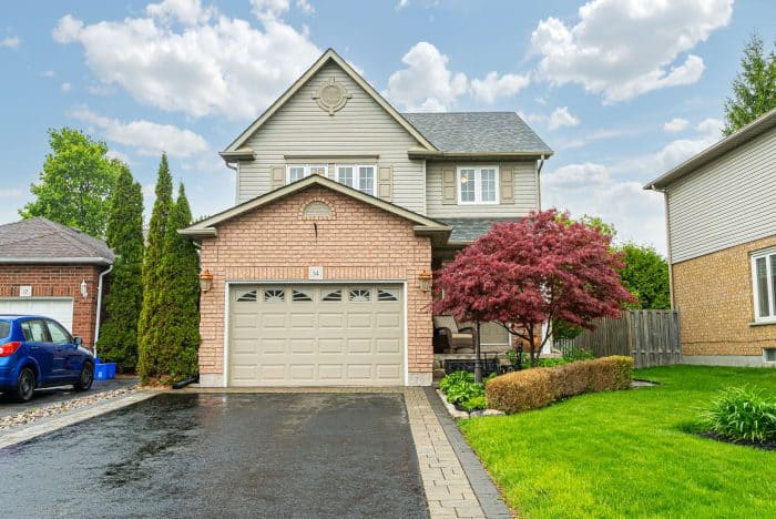 Home for sale Courtice - 14 Wabbokish Court - The Baird Team