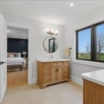 Jack and jill bathroom